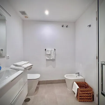 Apartament 120, Mansion Alhamar