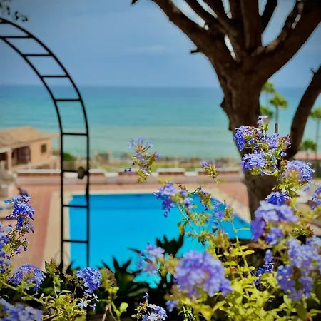 120, Mansion Alhamar 公寓